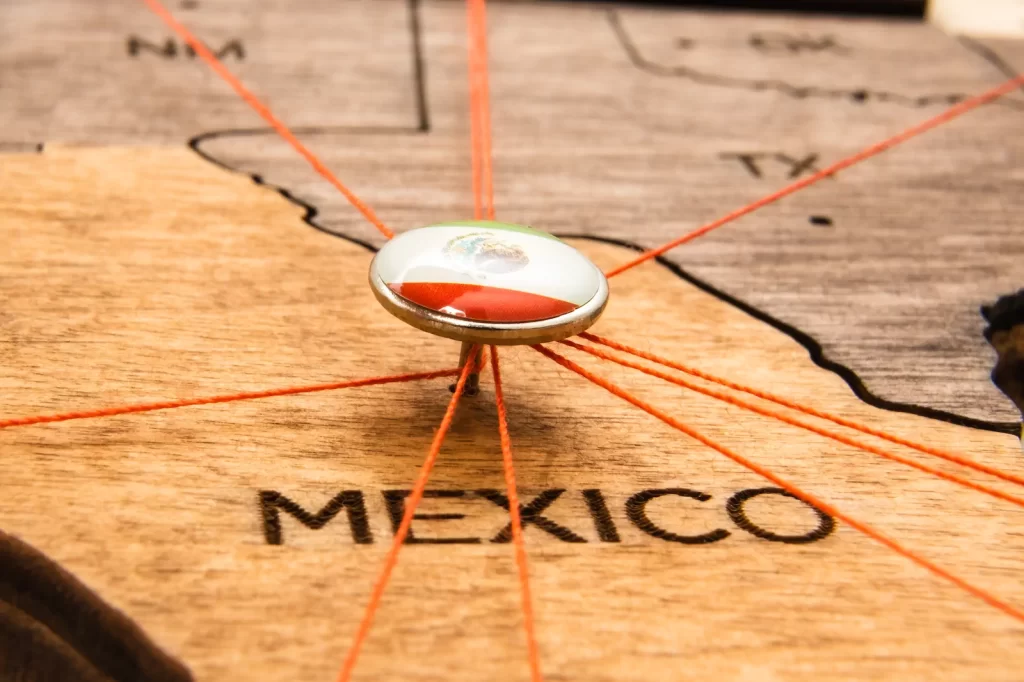 Mapa con chincheta en México, indicando destino migratorio de extranjeros